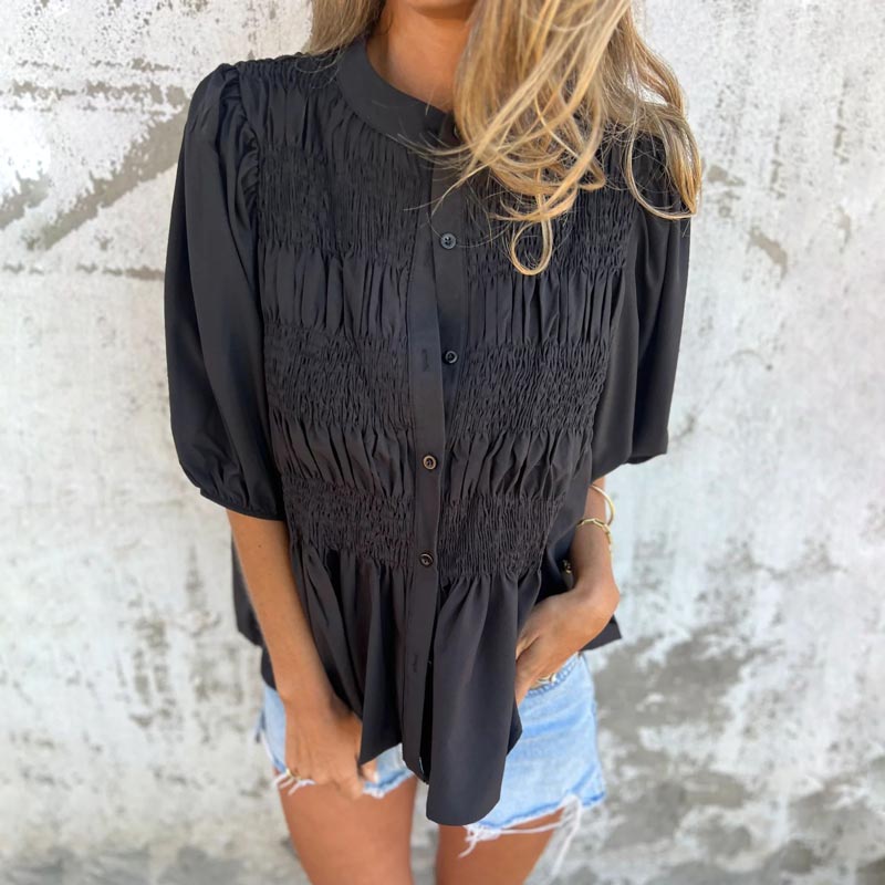 Coastal Lace Embroidered Lightweight Blouse